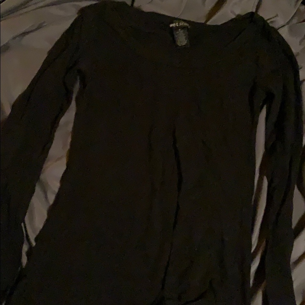 Black long sleeve shirt